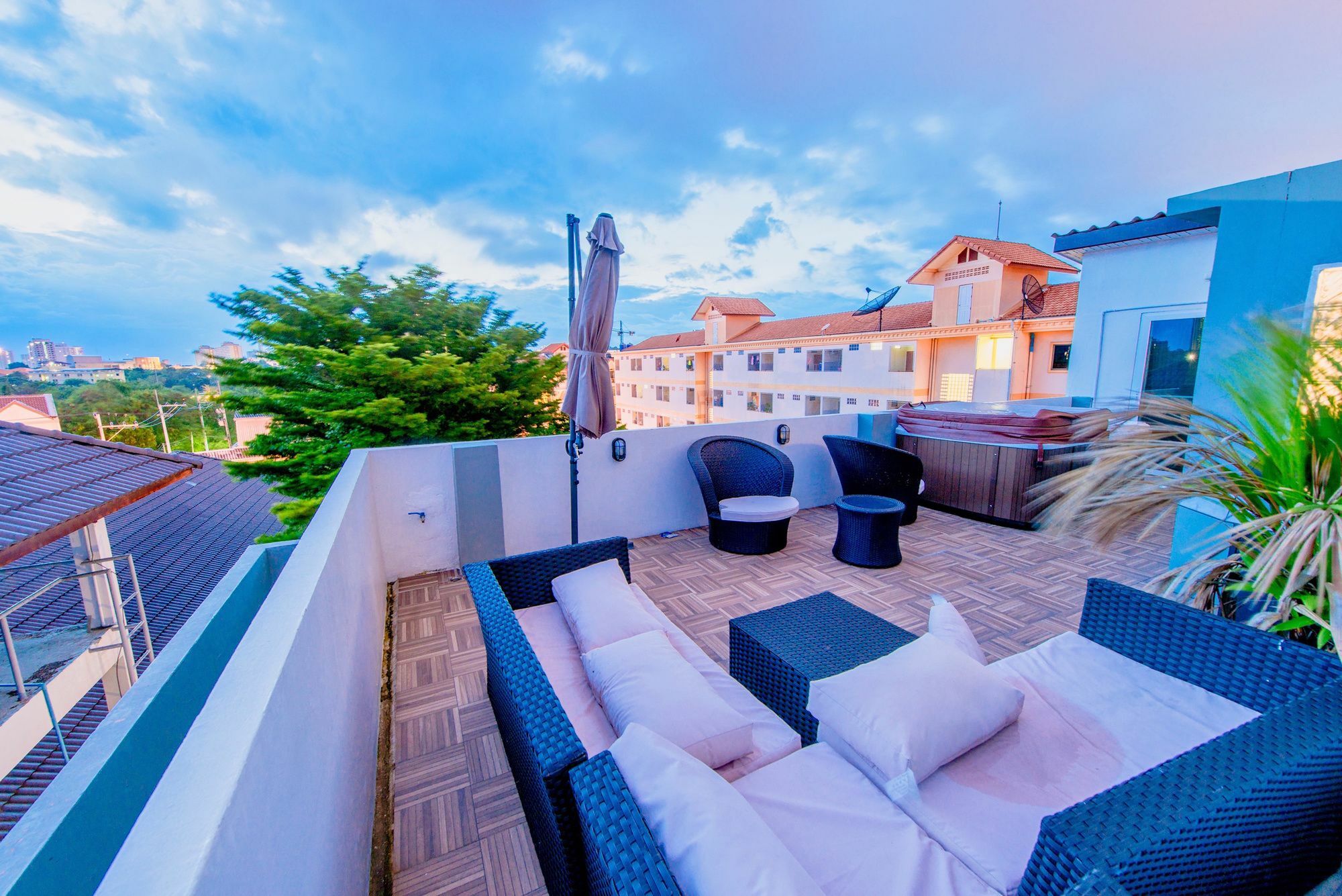 The Hidden Gem Villa Pattaya Ngoại thất bức ảnh
